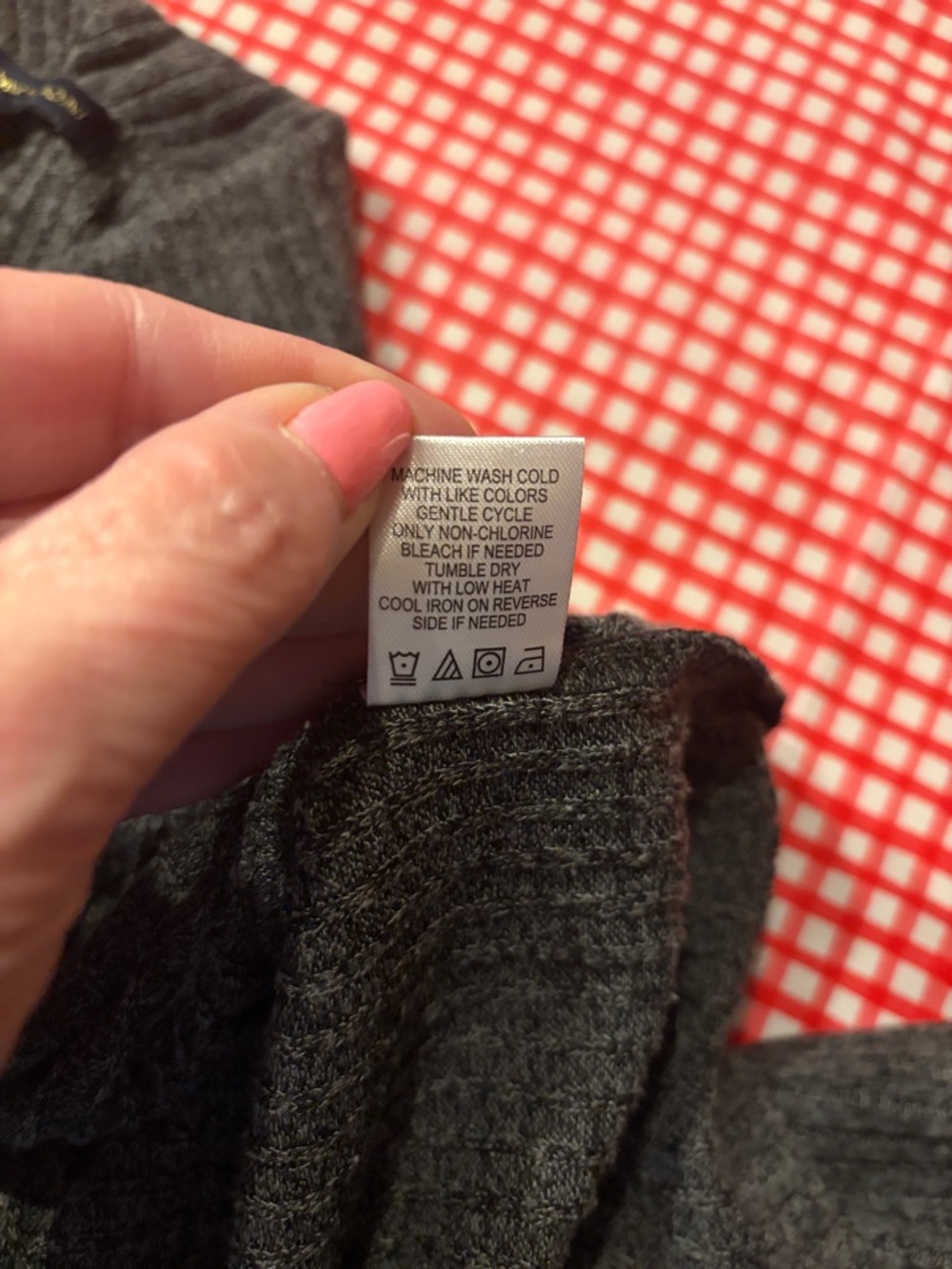Cozy Ribbed Off-Shoulder Sweater in Charcoal Gray size xl - Picture 7 of 7